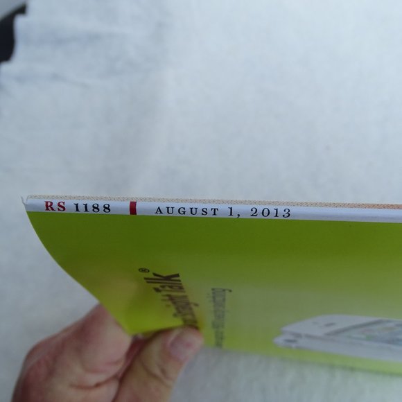 Rolling Stone Magazine Boston Bomber 2013 in Like New Condition - Picture 6 of 8